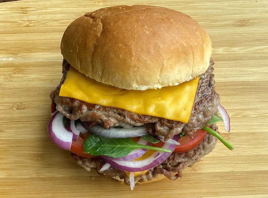 Double Angus Burger (12 oz)