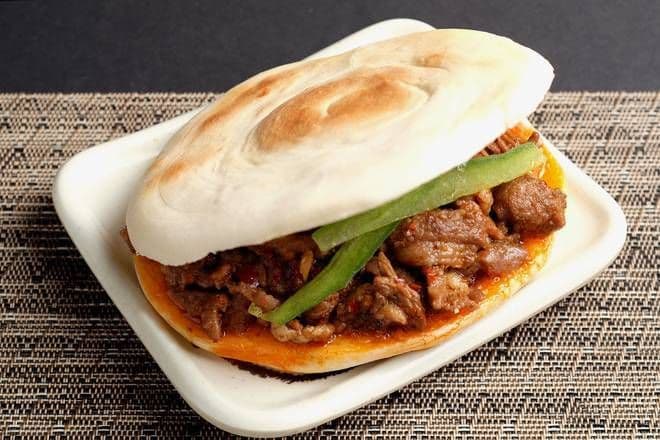Cumin Lamb Burger 孜然炒羊肉夹馍