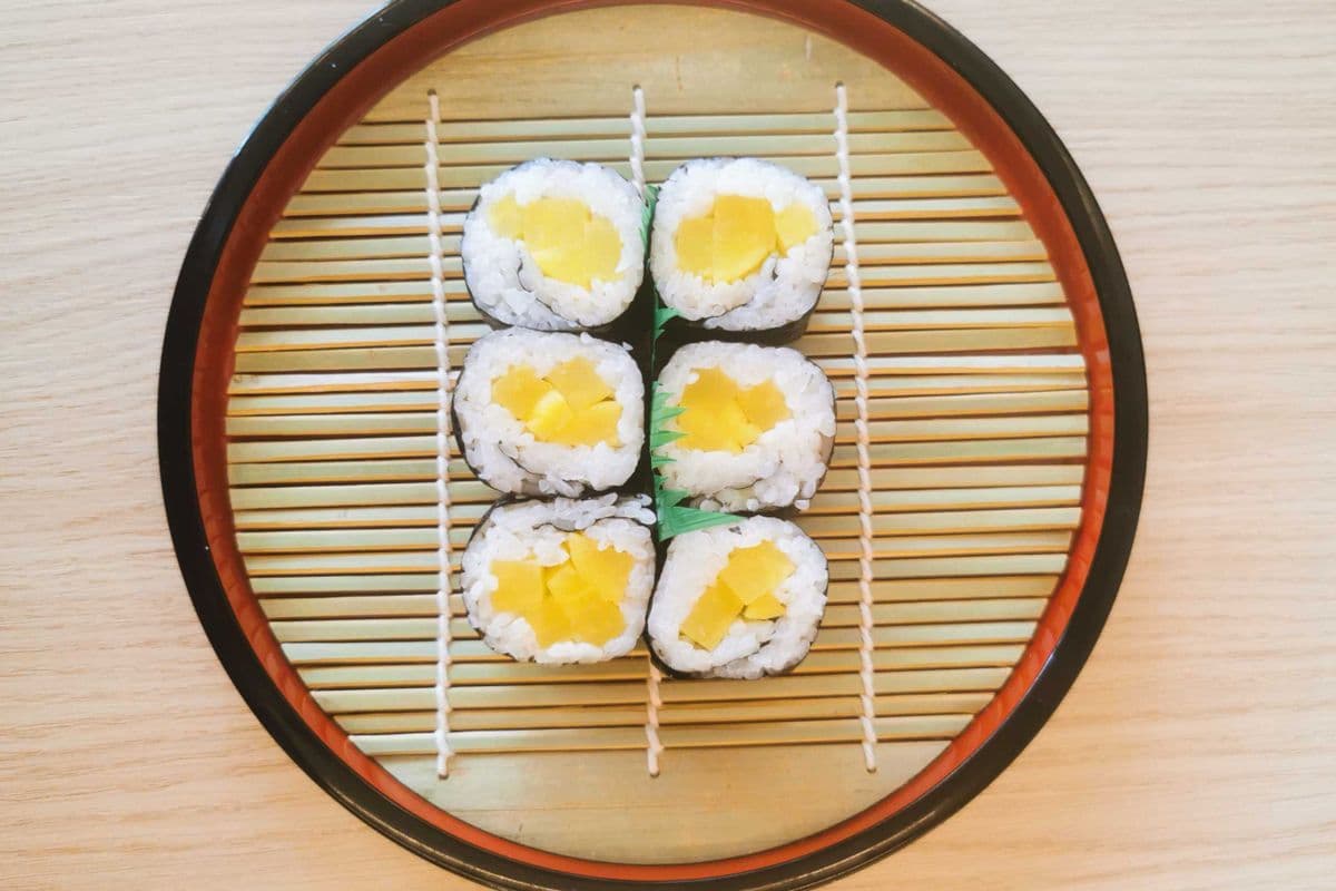 Japanese Oshinko Roll (6 pcs)