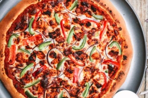 12" Medium Spicy Chicken Tikka Pizza