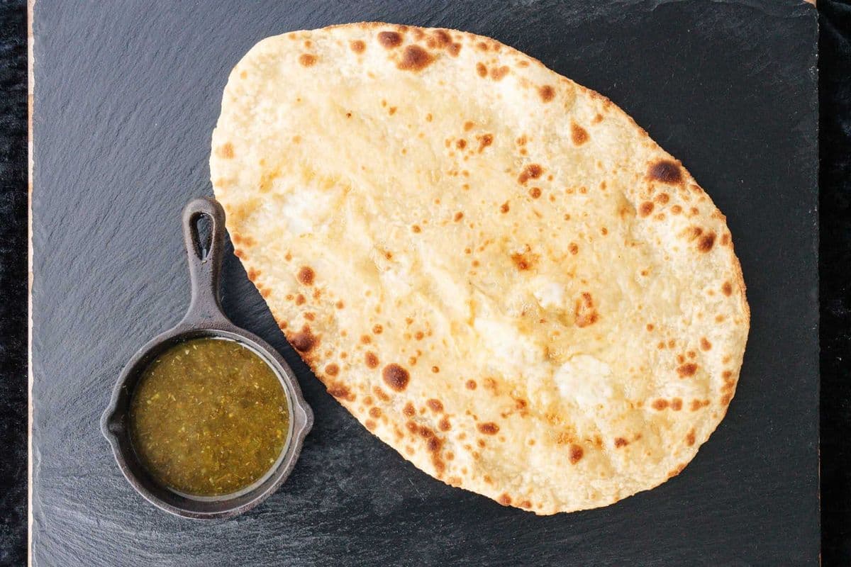 CHEESY NAAN BREAD