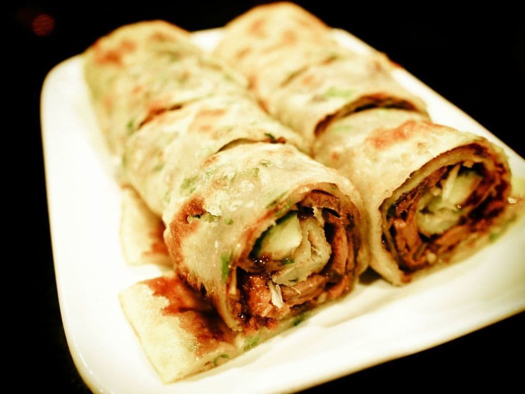 7.Beef & Cucumber Roll(2 ROLL)青瓜牛肉卷