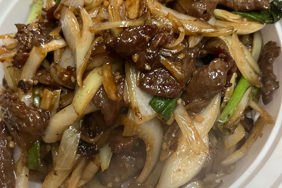Beef with Ginger and Onions葱爆牛肉