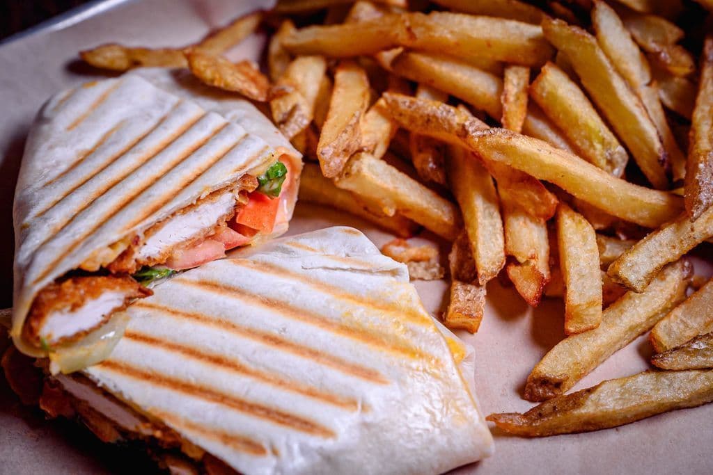 BUFFALO CHICKEN WRAP