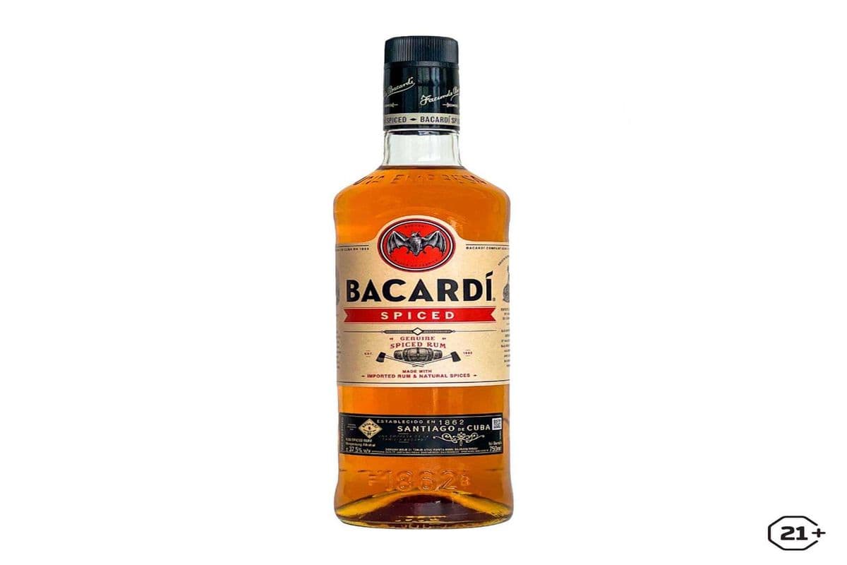 Bacardi Spiced Rum 750 (1 x 750 ml)