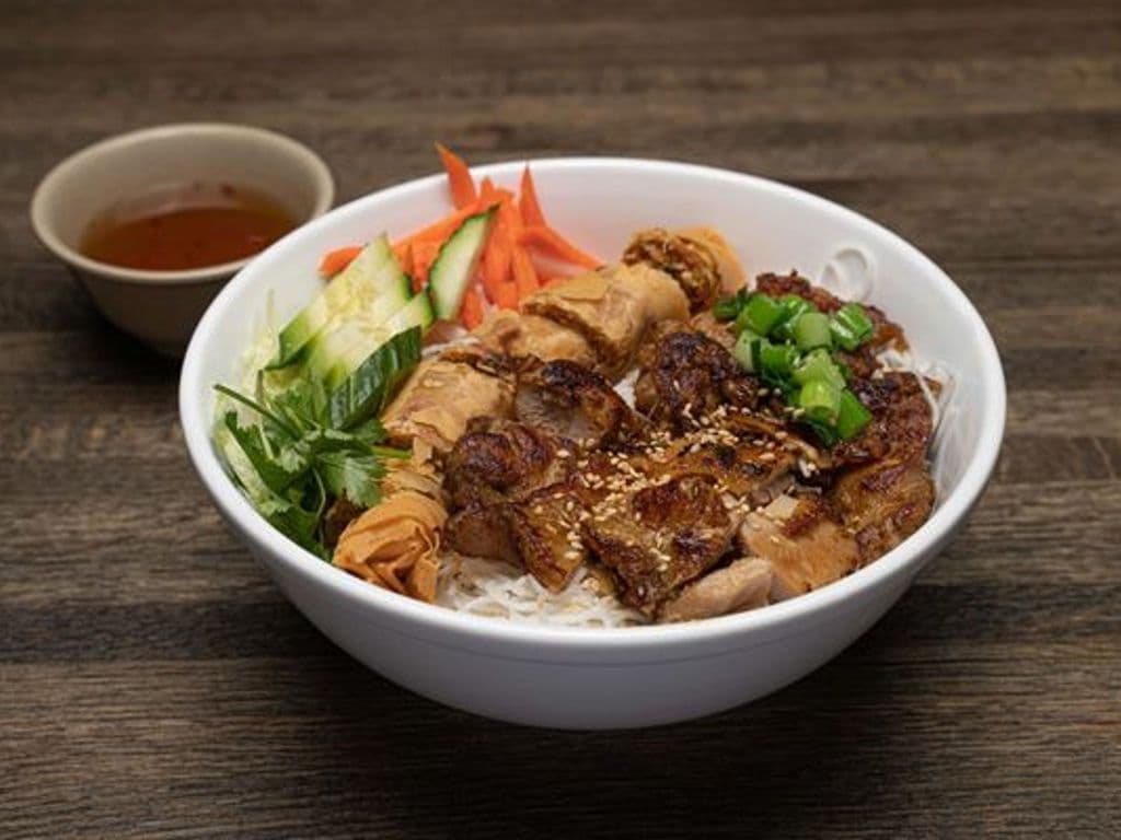Grilled Chicken & Spring Rolls