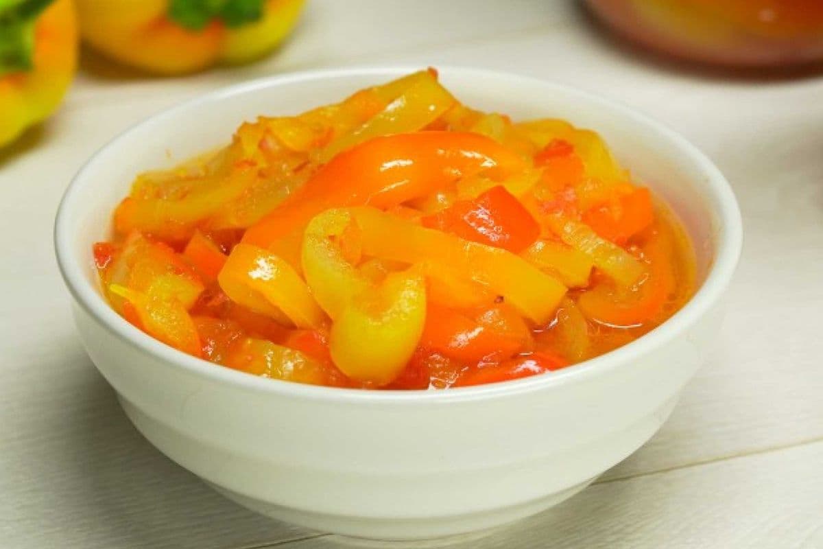 Hot Banana Peppers Sliced