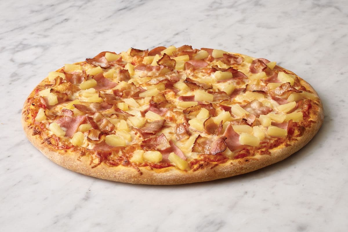 Medium Super Hawaiian Pizza