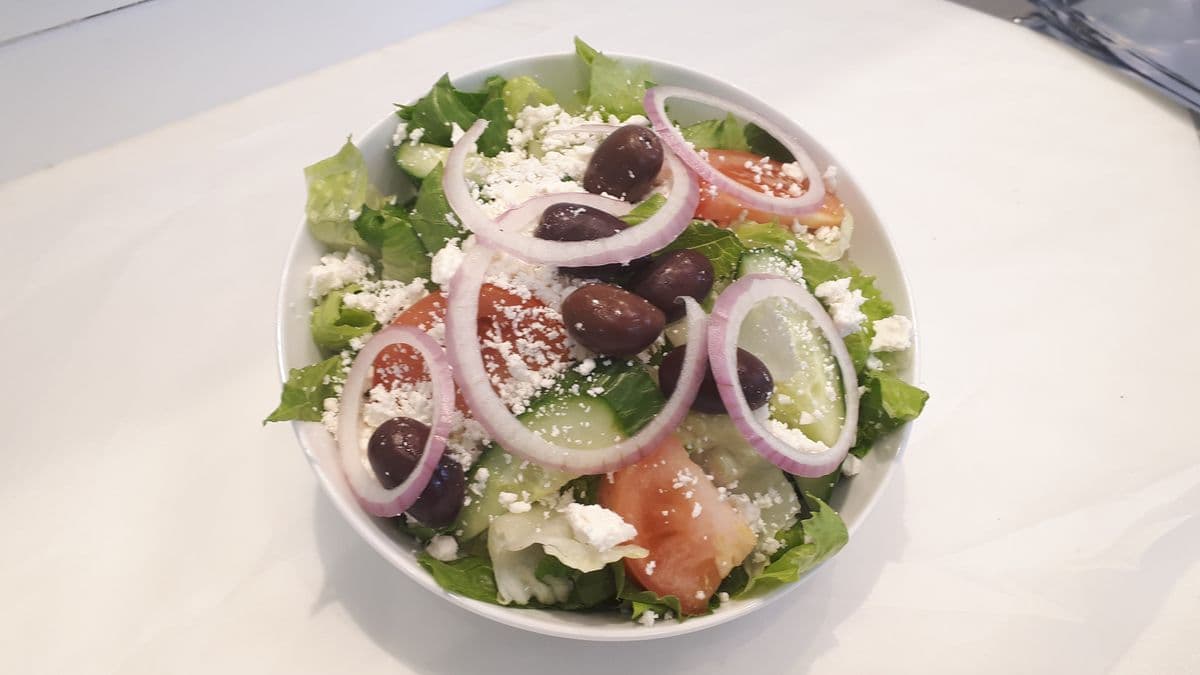 Medium Greek Salad (Medium)