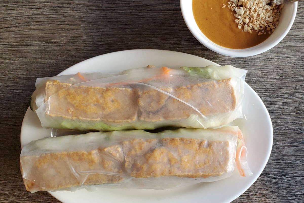 2. Fresh Tofu Salad Rolls (2 pcs)