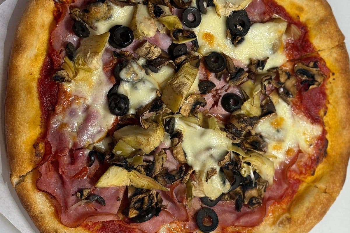 12" Capricciosa Pizza