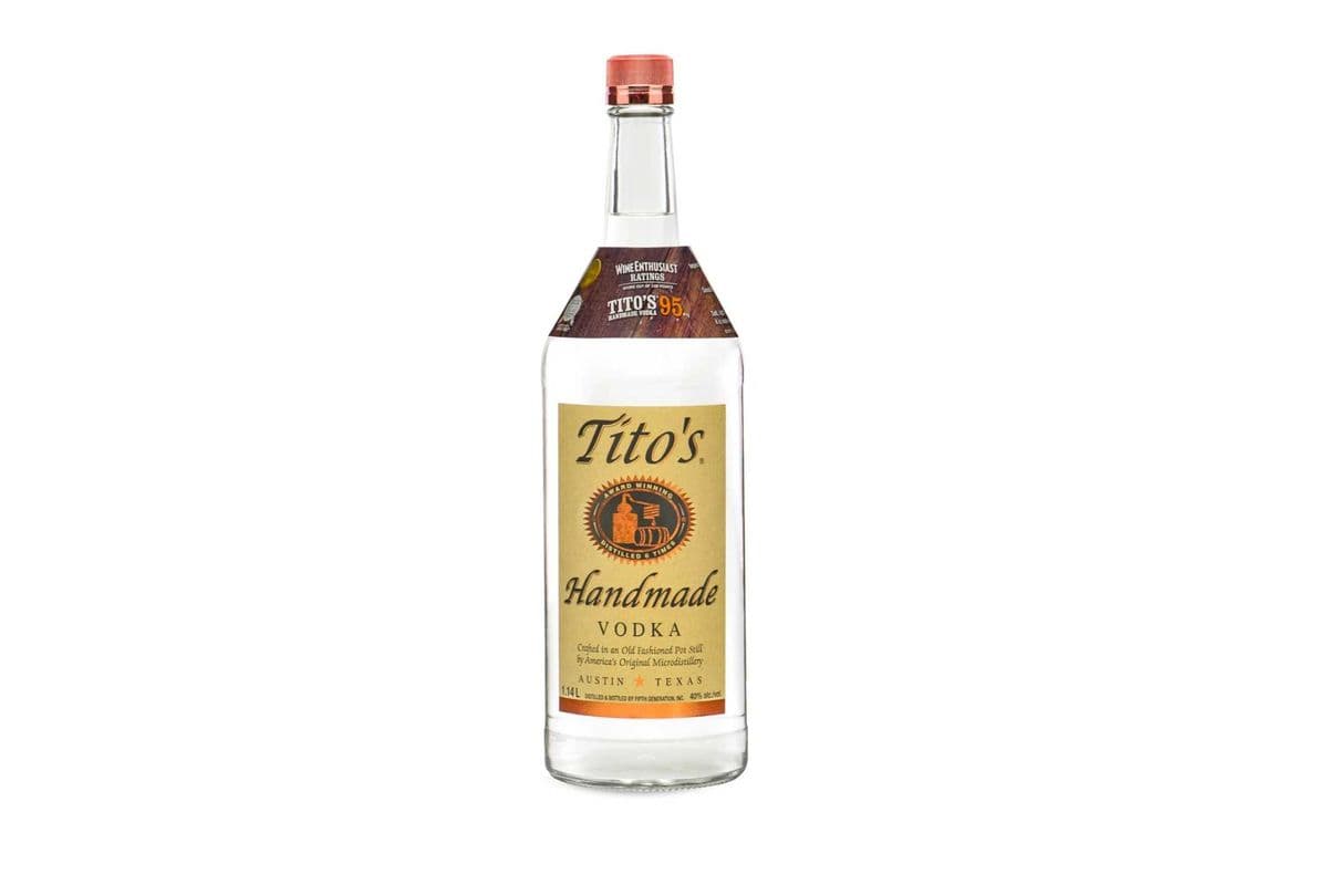 Tito's Handmade Vodka (1 x 750 ml)