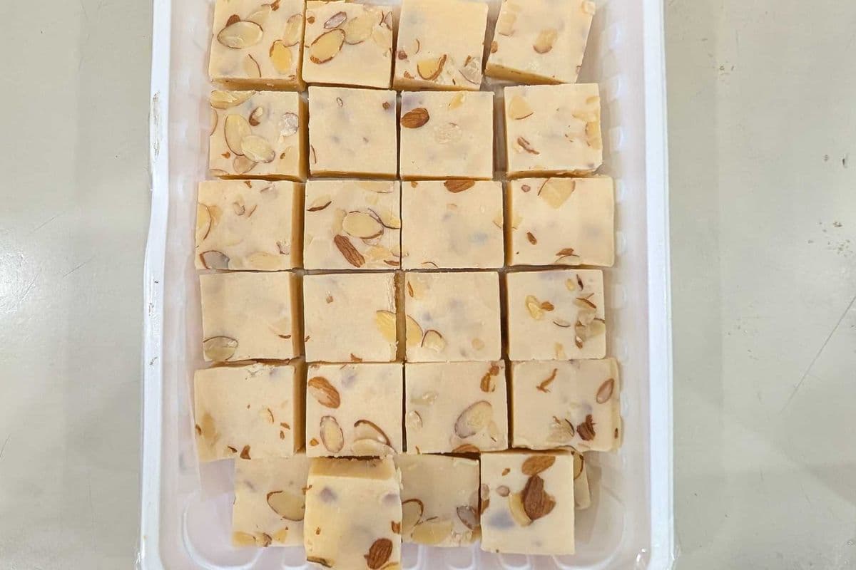 BADAM BARFI (1LB)