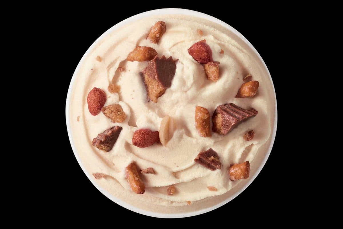 Reese’s Caramel Pretzel Blizzard® Treat