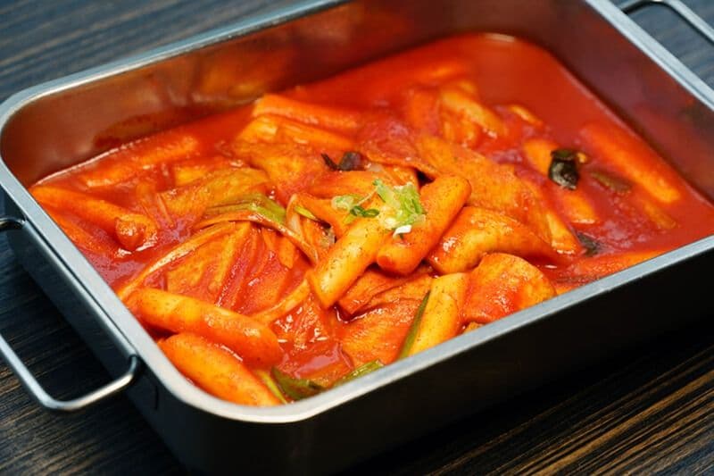 Tteokbokki (Spicy Rice Cake)