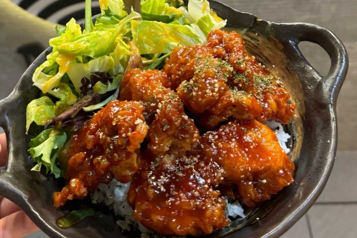 Sweet & Spicy chicken rice bowl
