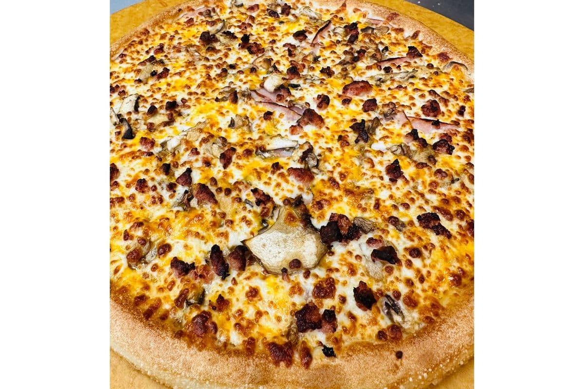 9. 8" Personal D-Canadian Pizza