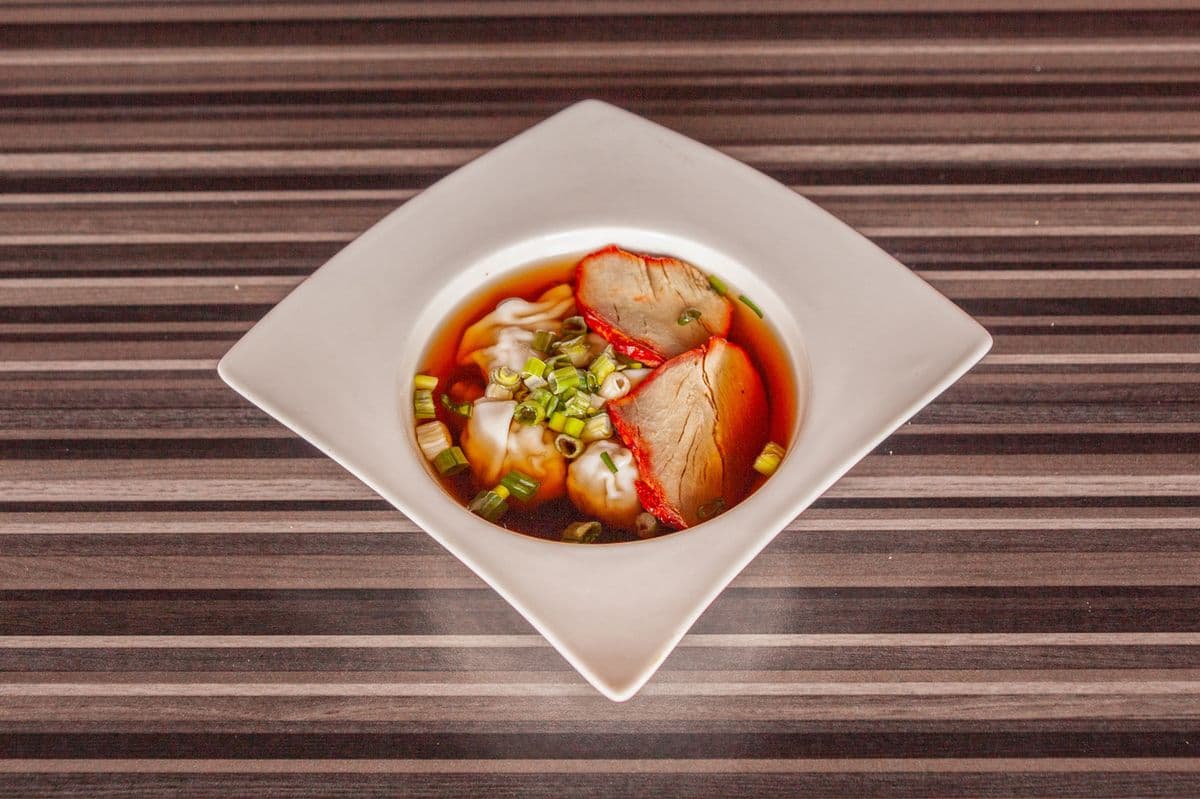 Wonton Soup with BBQ Pork