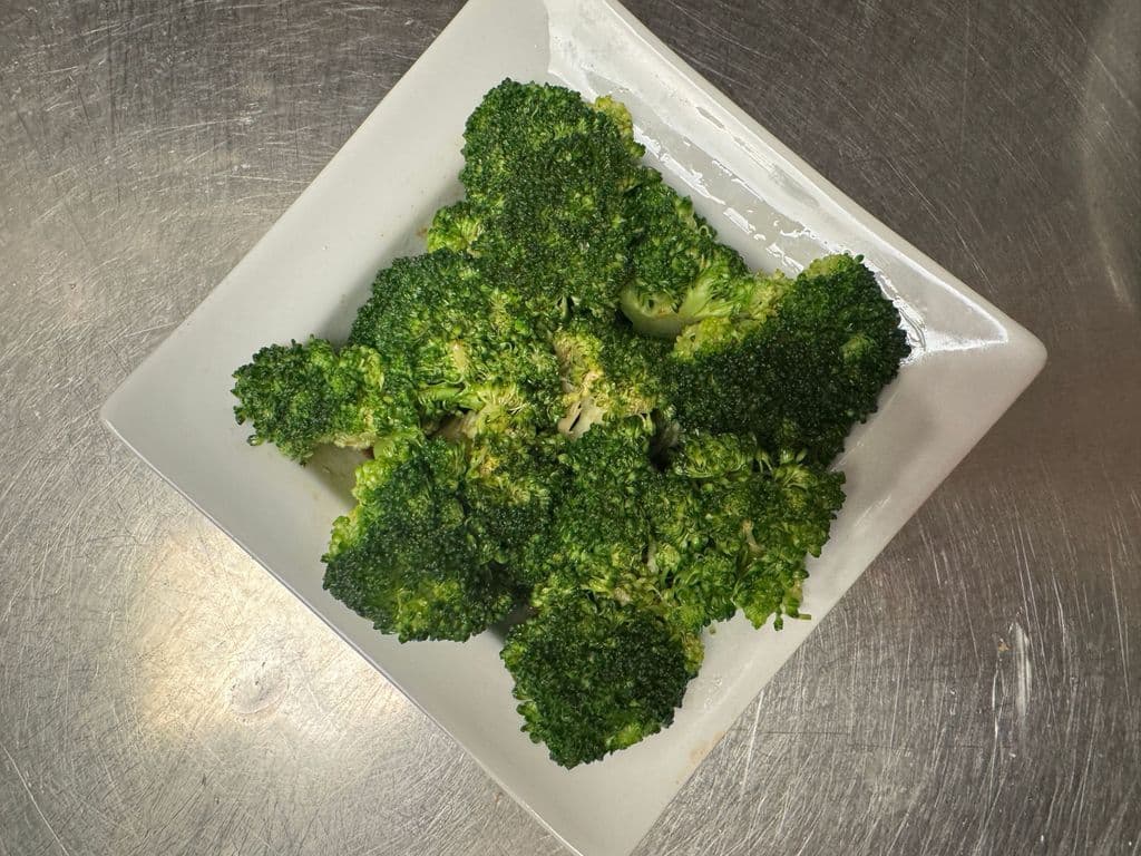 Broccoli with Seasoning 蘸汁西兰花