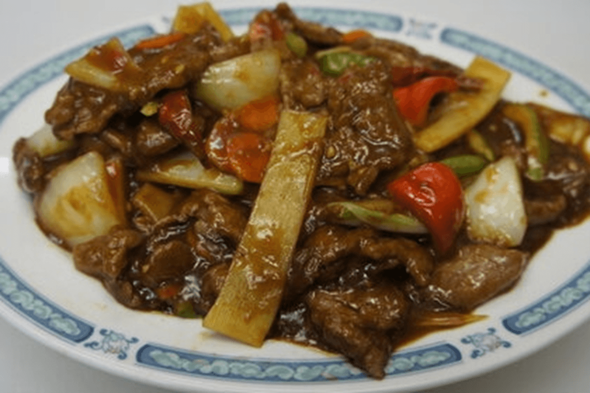 B4. Szechuan Beef