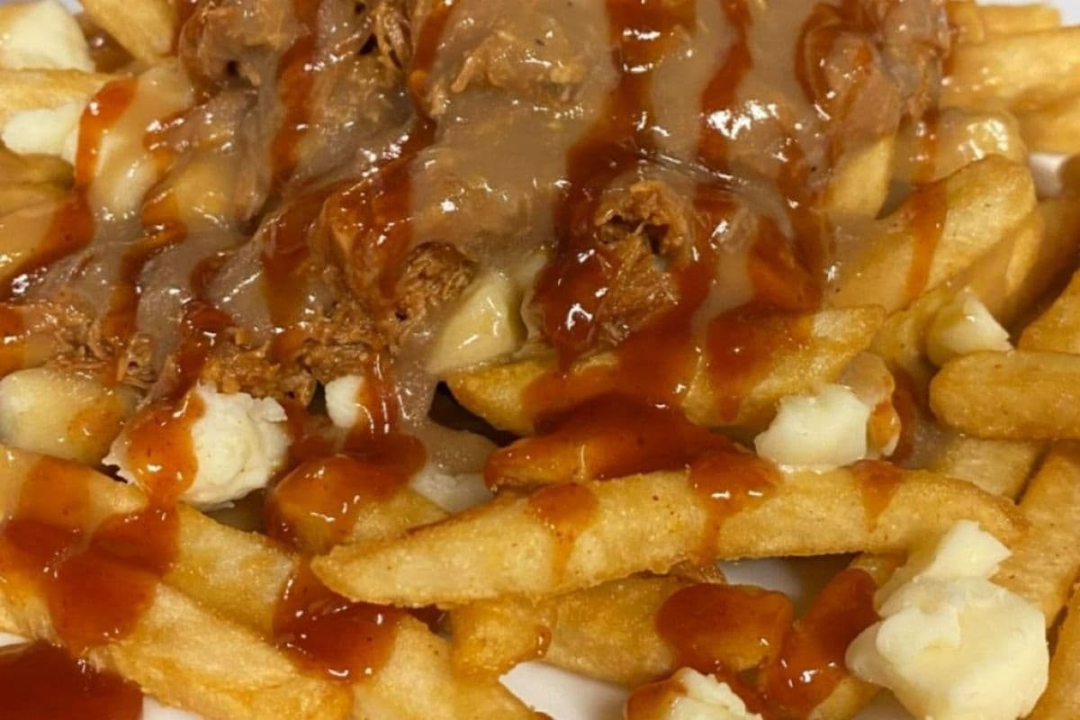 Captain's Pulled Pork Poutine