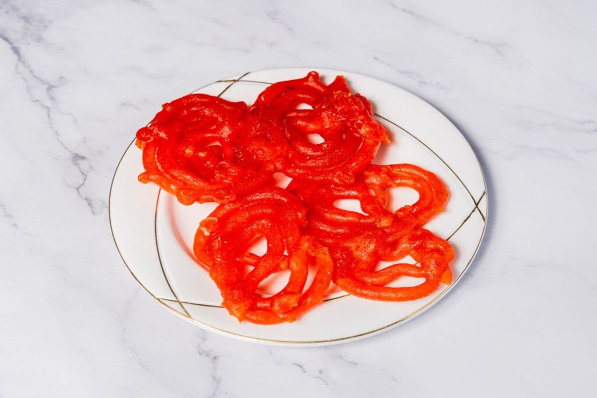 One Lb jalebi