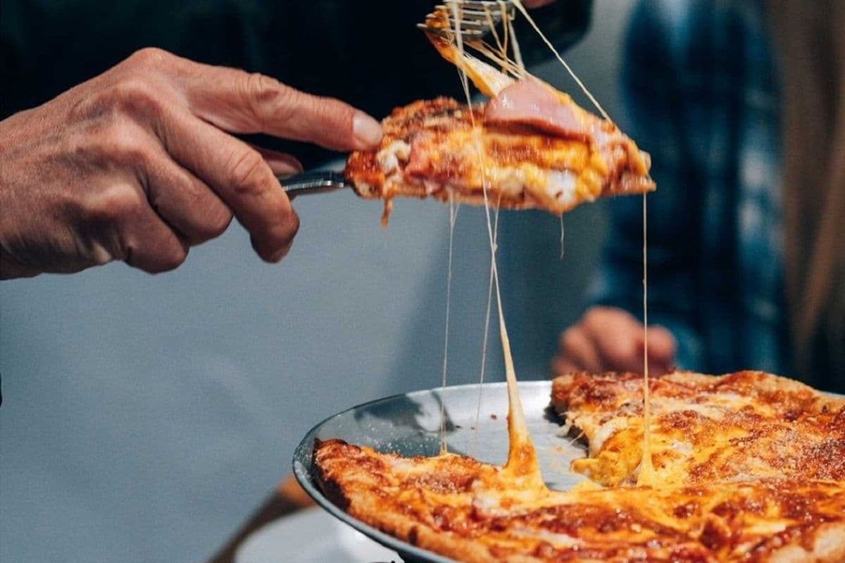 Ton-Up Pizza