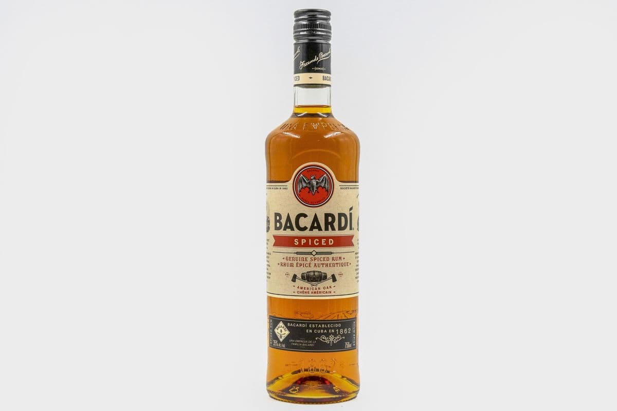 Bacardi Spiced Rum 750 ml (1 x 750ML)