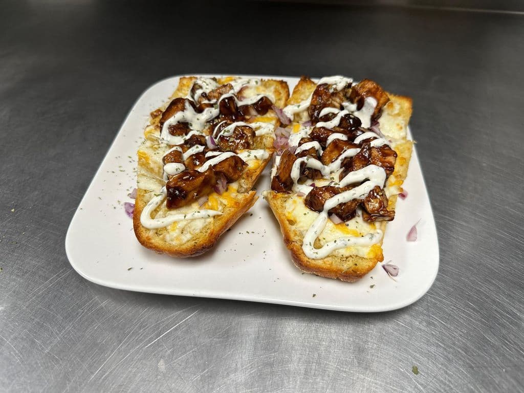 BBQ Chicken Garlic Bread