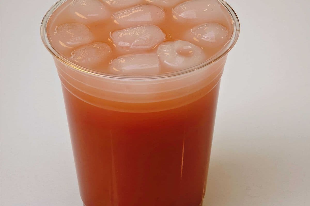 Strawberry Yakult 草莓养乐多🍓🧊
