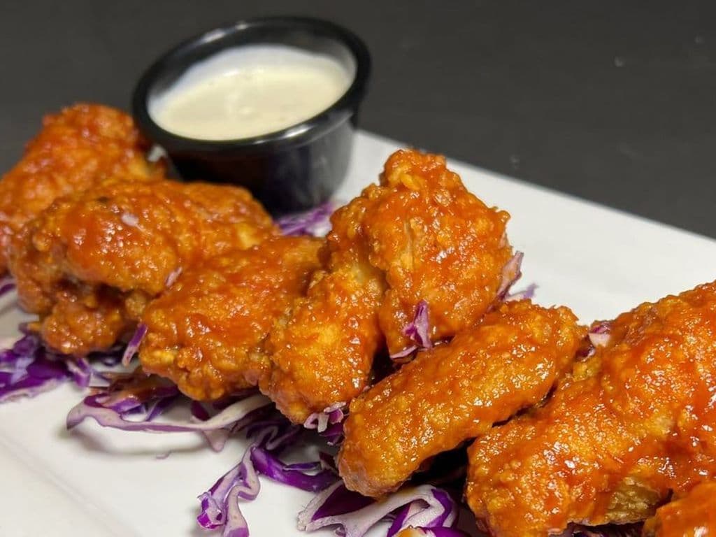 Chicken Wings (8)