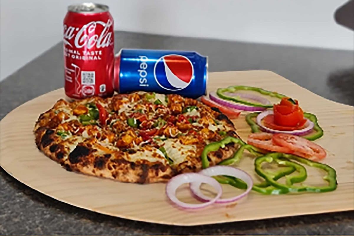 12" Butter Chicken Pizza (12" medium, 8 slices)