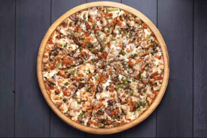 8. Single Large Garlic Chicken Pizza