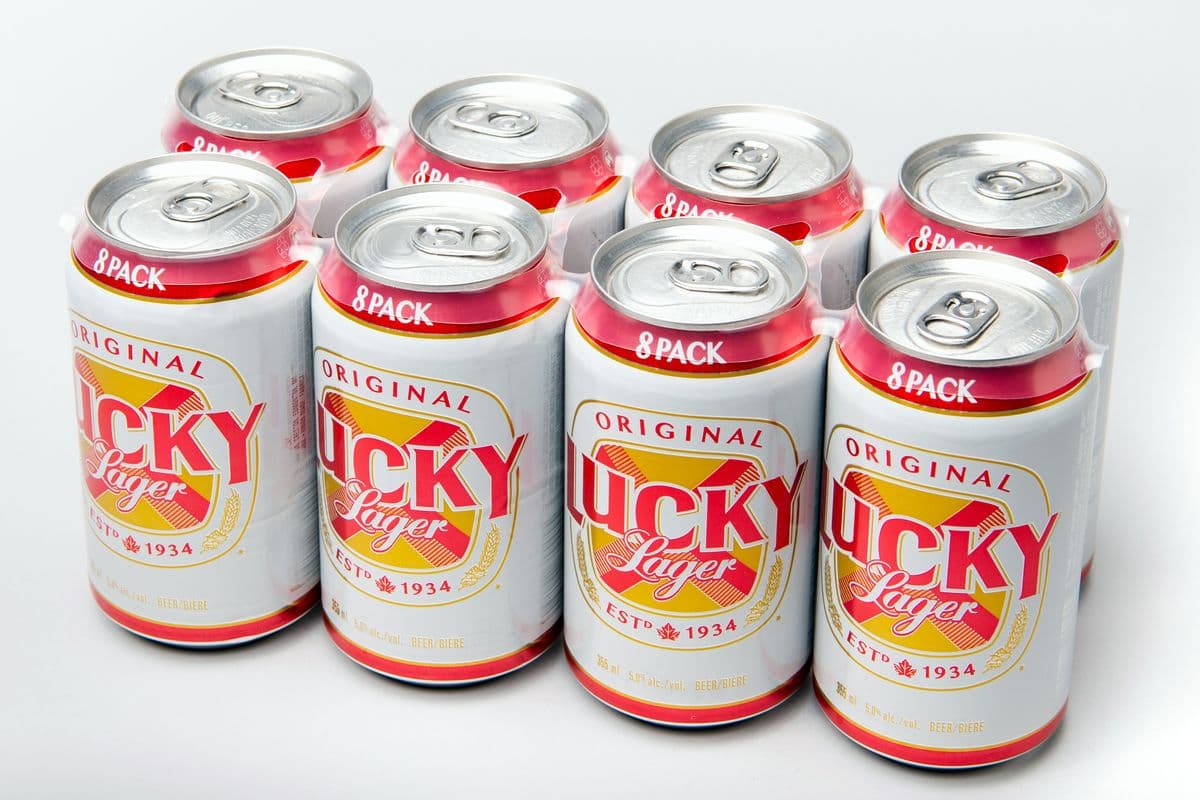 Lucky Lager (8 Cans)