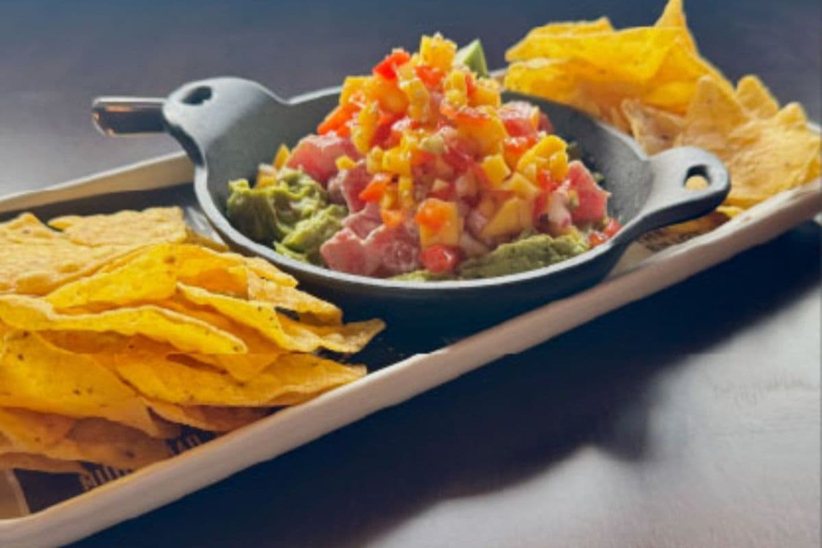 Island Tuna Poke & Chips