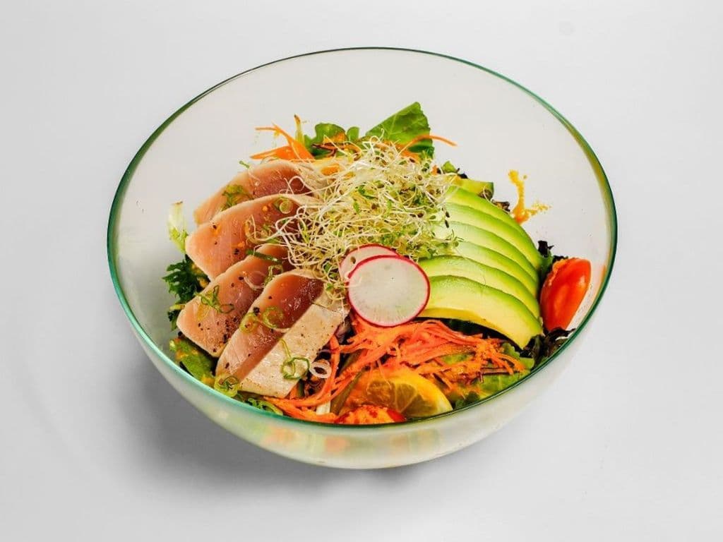 Tuna Tataki Avocado Salad