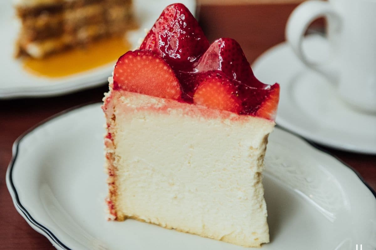 L’Authentique Gateau Aux Fromages Et Fraises // The Original Strawberry Cheesecake