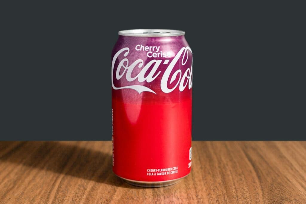 Coca Cola Cherry Can (355 ml)