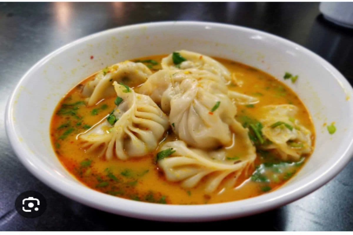 Vegetable Jhol Momo(10 pcs)