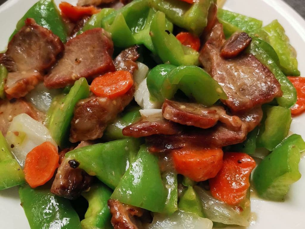 Sliced BBQ Pork W/ Green Peppers - OO