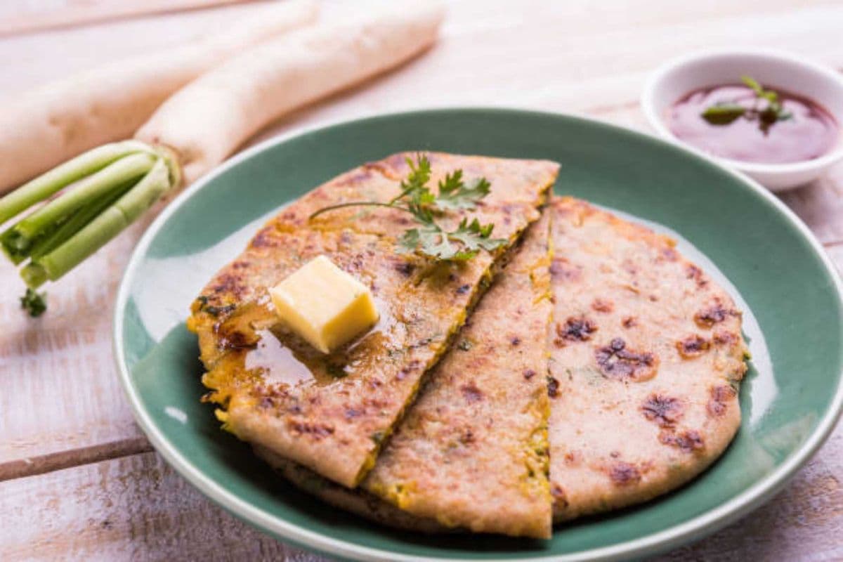 Mooli Parantha