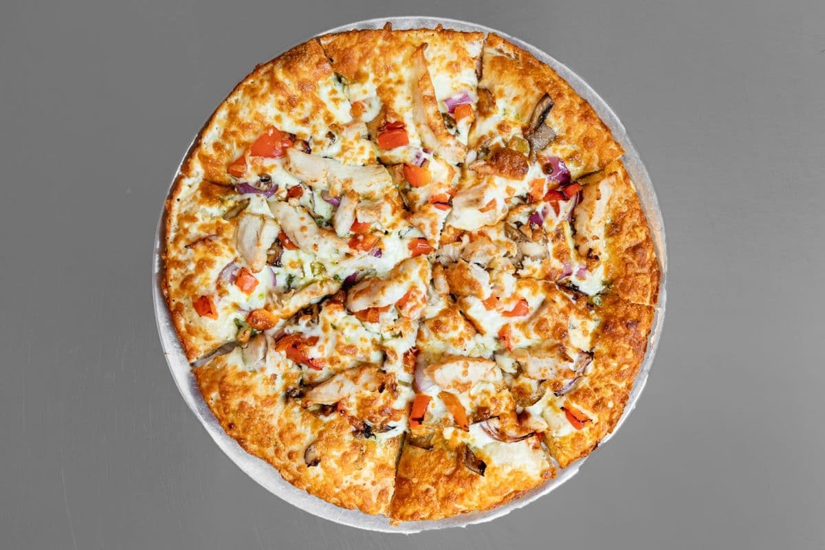 Small Chicken Pesto Pizza