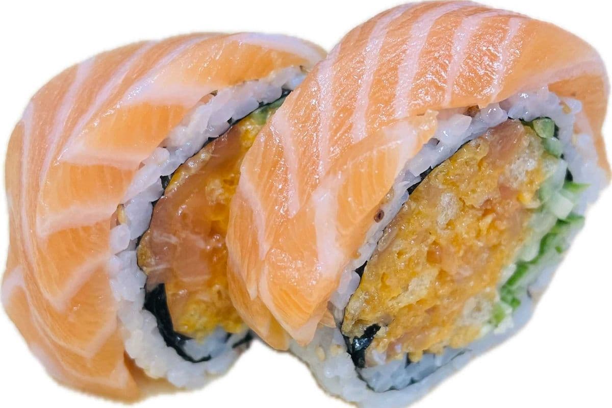 Giant Spicy Salmon & Salmon (8pcs)