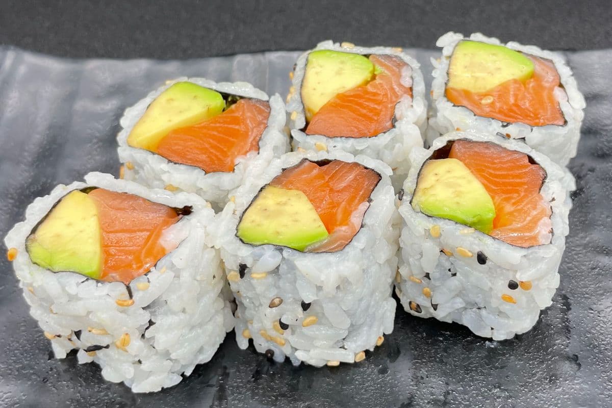 505. Salmon Avocado Roll