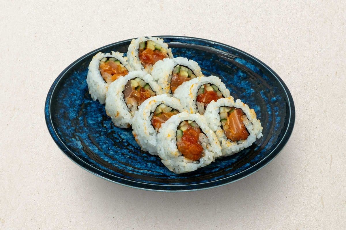 Spicy Salmon Roll (Spicy) (6pcs)