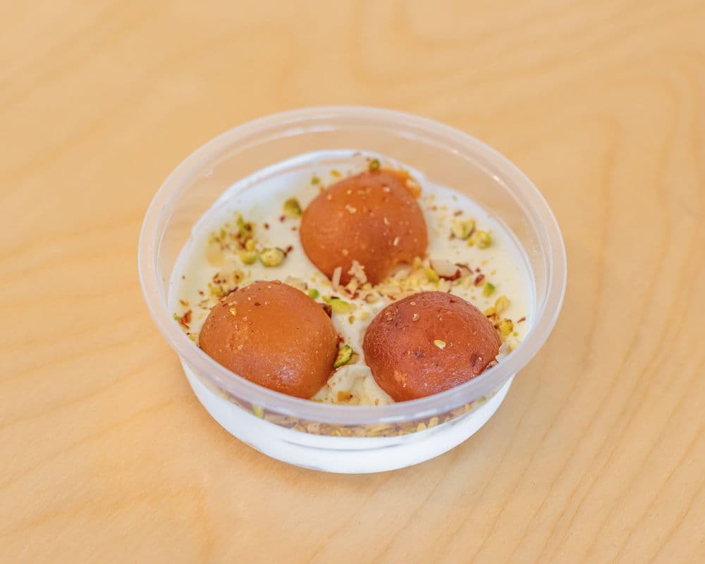 Gulab Jamun Cheesecake
