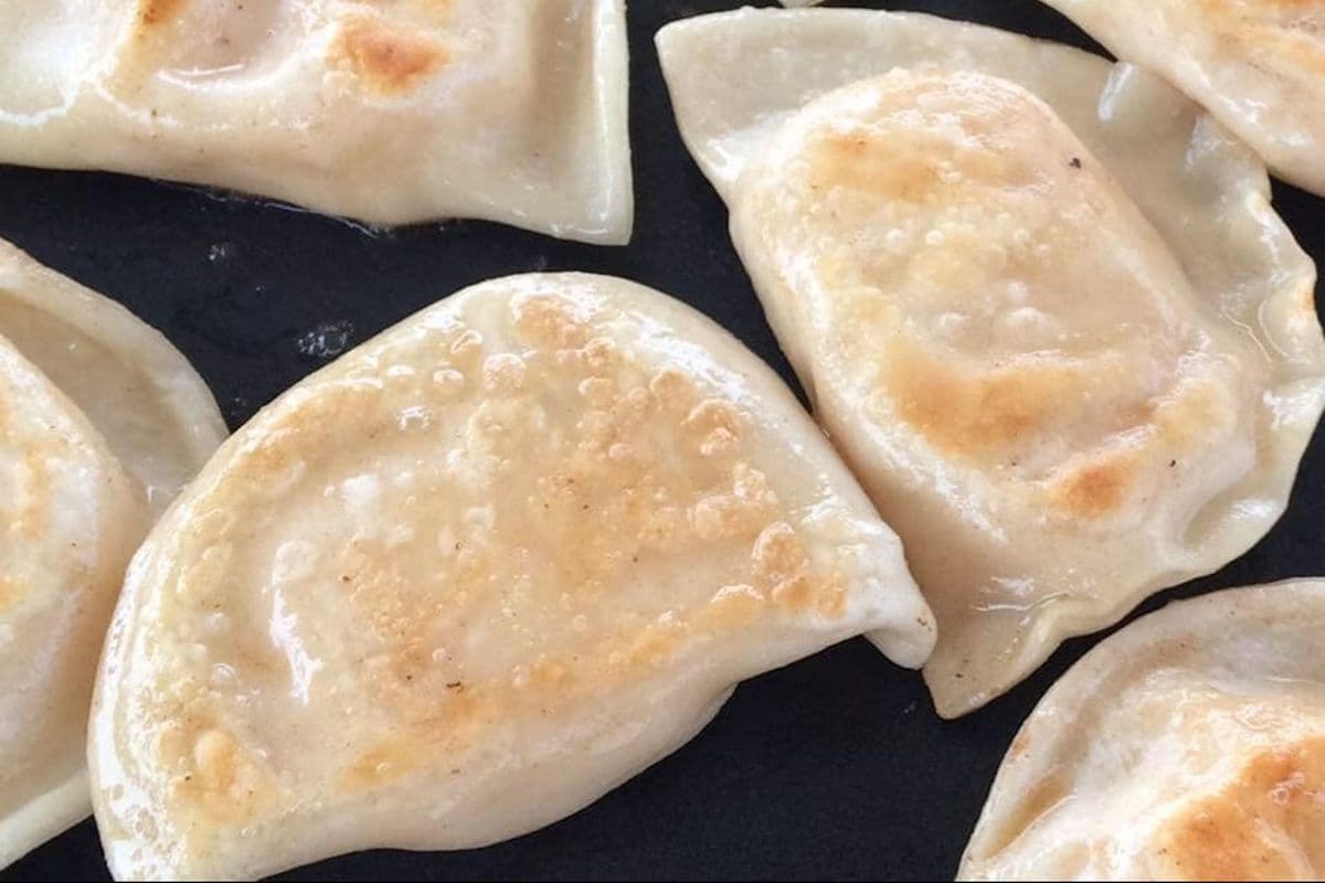 Potato Bacon and Romano Cheese Perogies (6 Perogies)