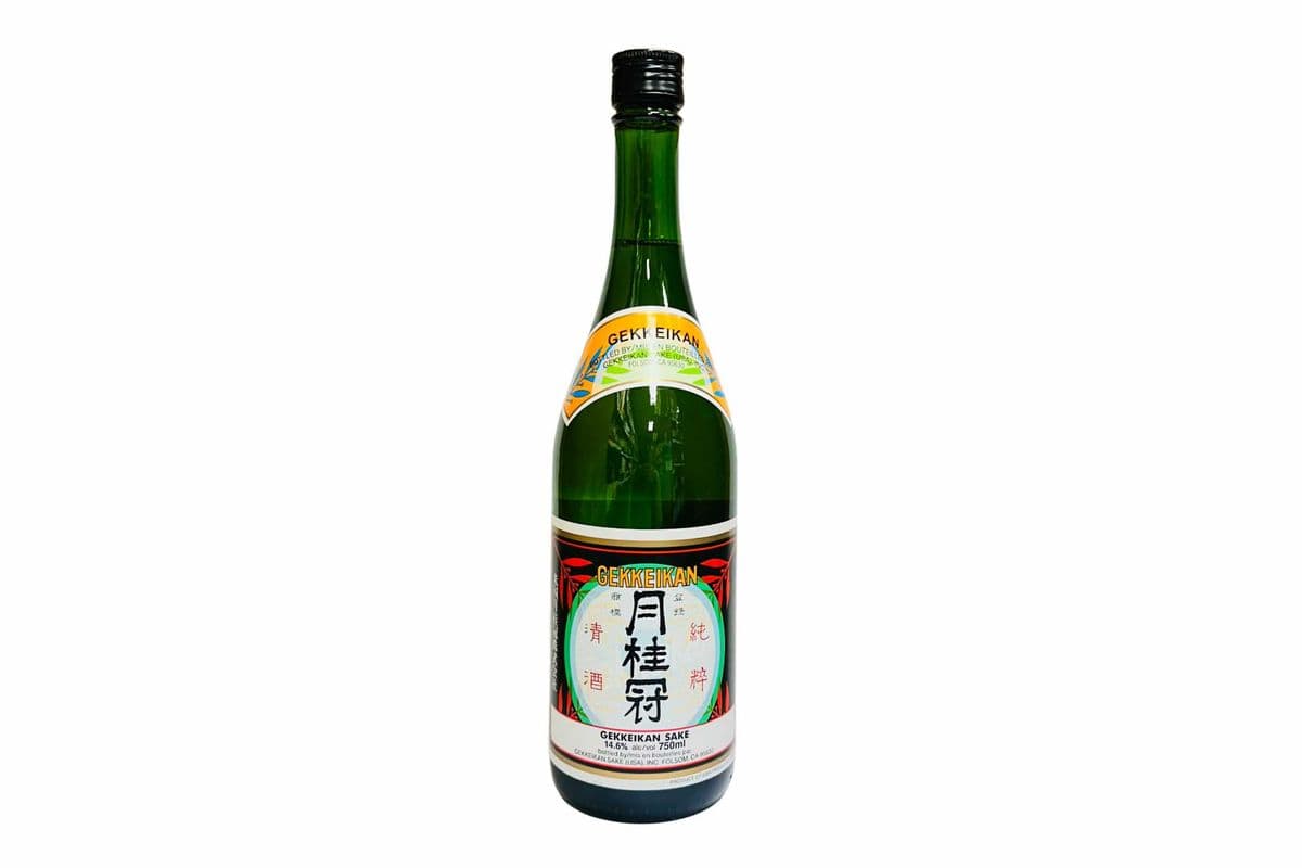 GEKKEIKAN SAKE (1 x 750ML)