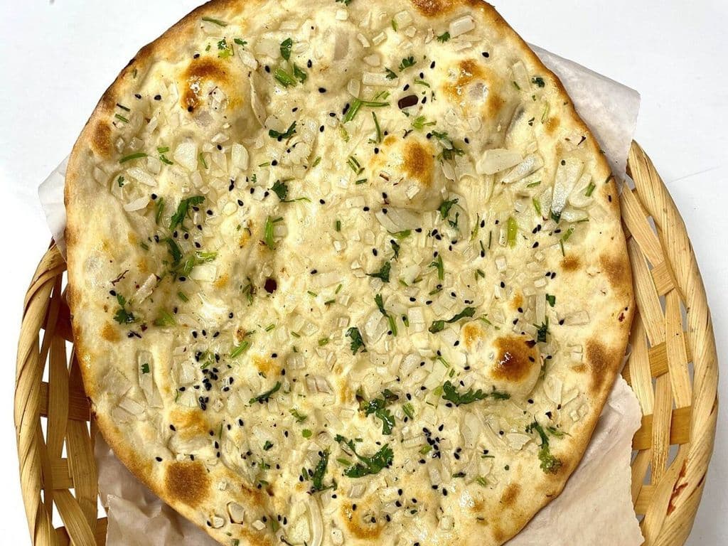 ONION GARLIC NAAN
