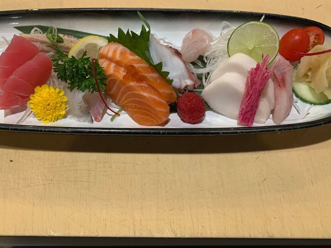Starter Sashimi (9 pcs)